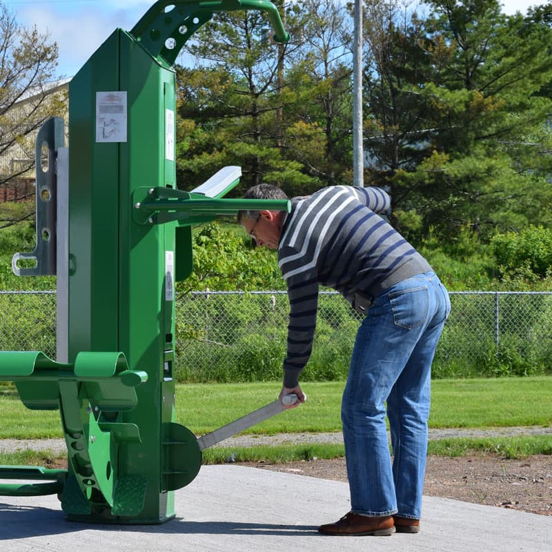 chin up adjustment mechanism