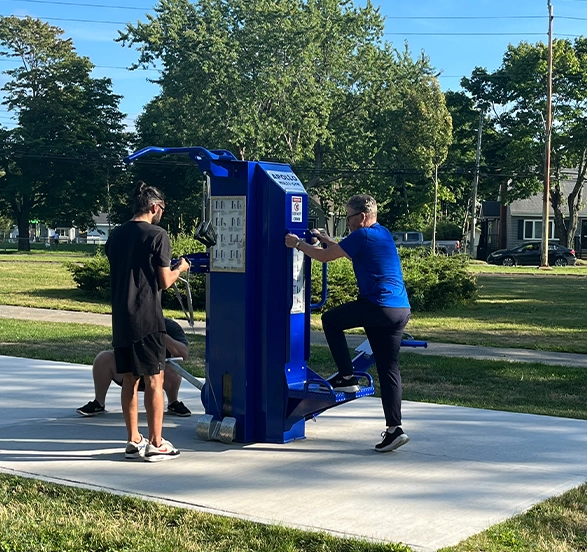 people working on on the apollo multigym