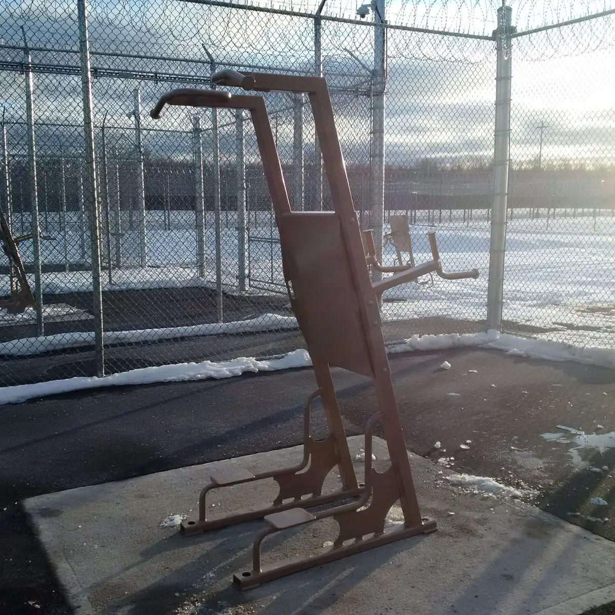 Vulcan multigym outdoors